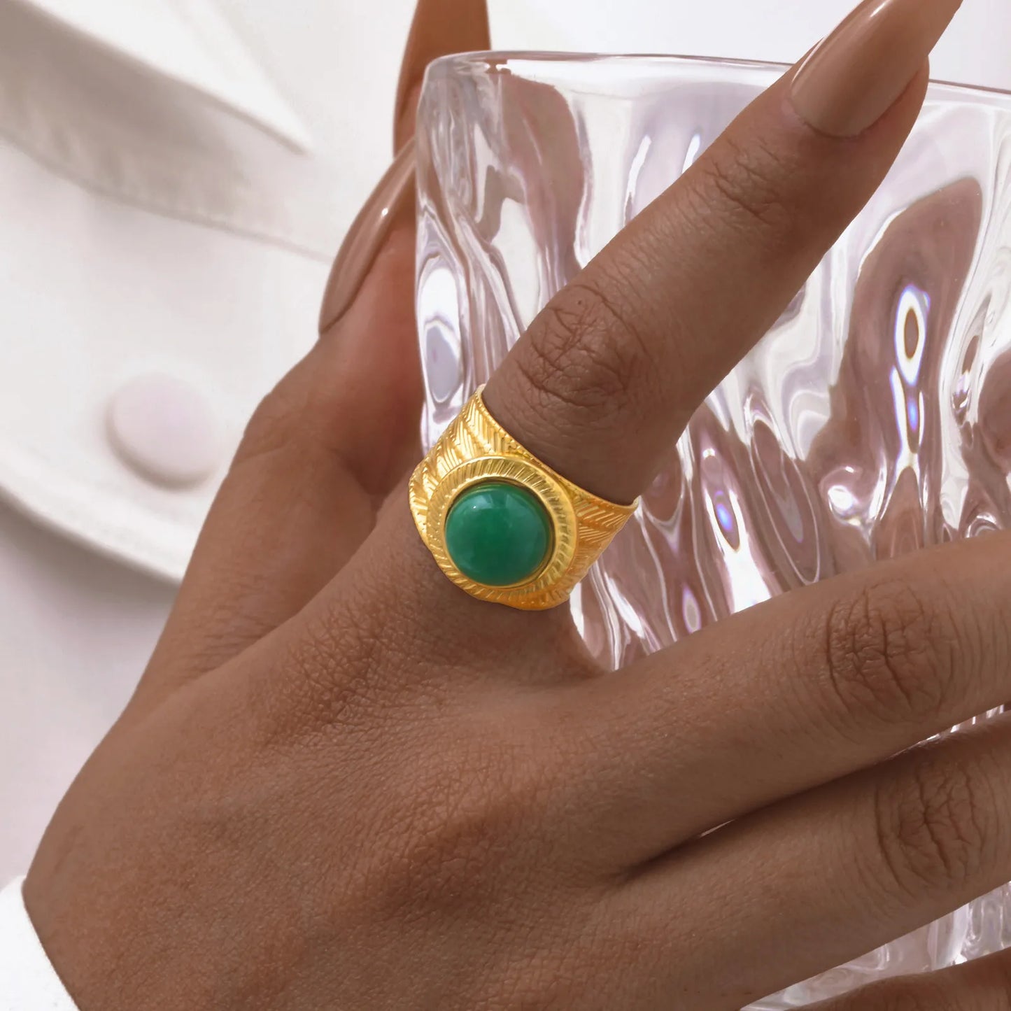 Round Green Brown Stone Pressed Floral Ring